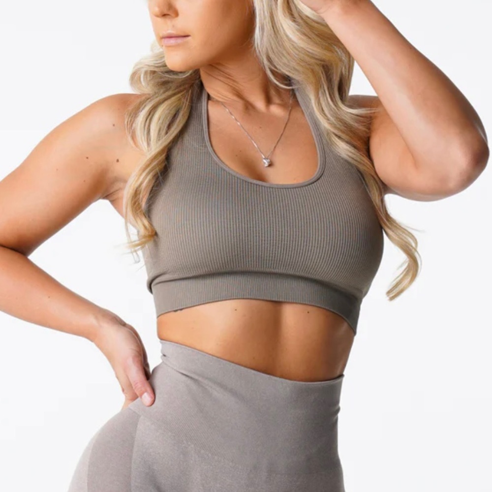 NVGTN Limitless Ribbed Seamless Halter Bra - Taupe